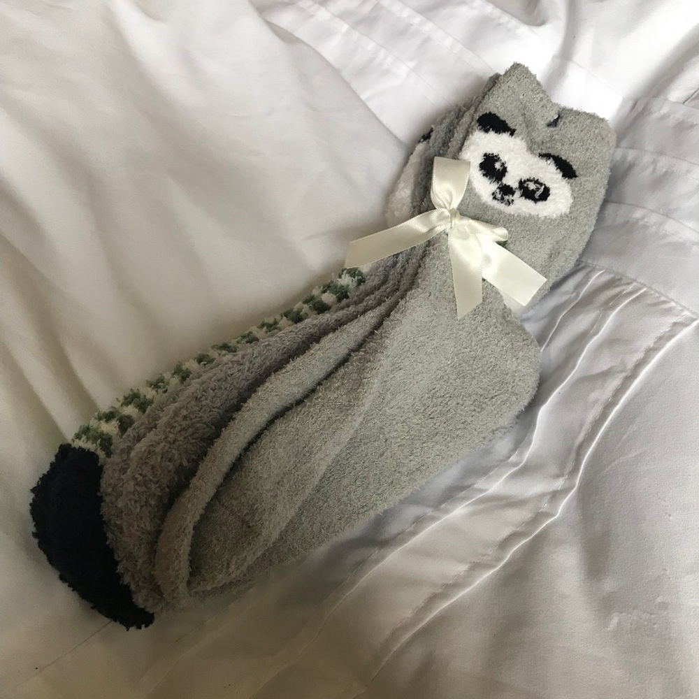 NWOT 3 Pair Pack Of Sleepyz Shea Butter Socks 🧦